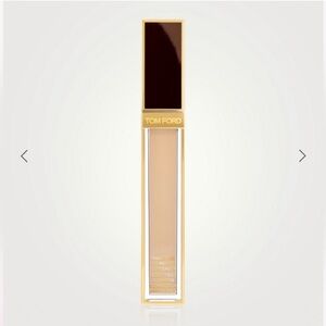 TOM FORD Shade & Illuminate Concealer in shade 2N0 Crème